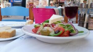 griechischer salat, Tsatsiki, tsaziki, griechischer wein