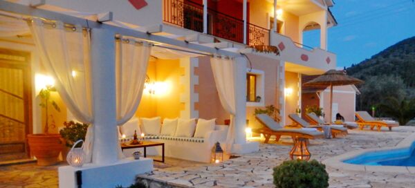 Villa Aliki mieten Sie die Villa in Vasiliki auf Lefkada. Buchen Sie jetzt Ihr Apartment direkt beim Eigentümer.